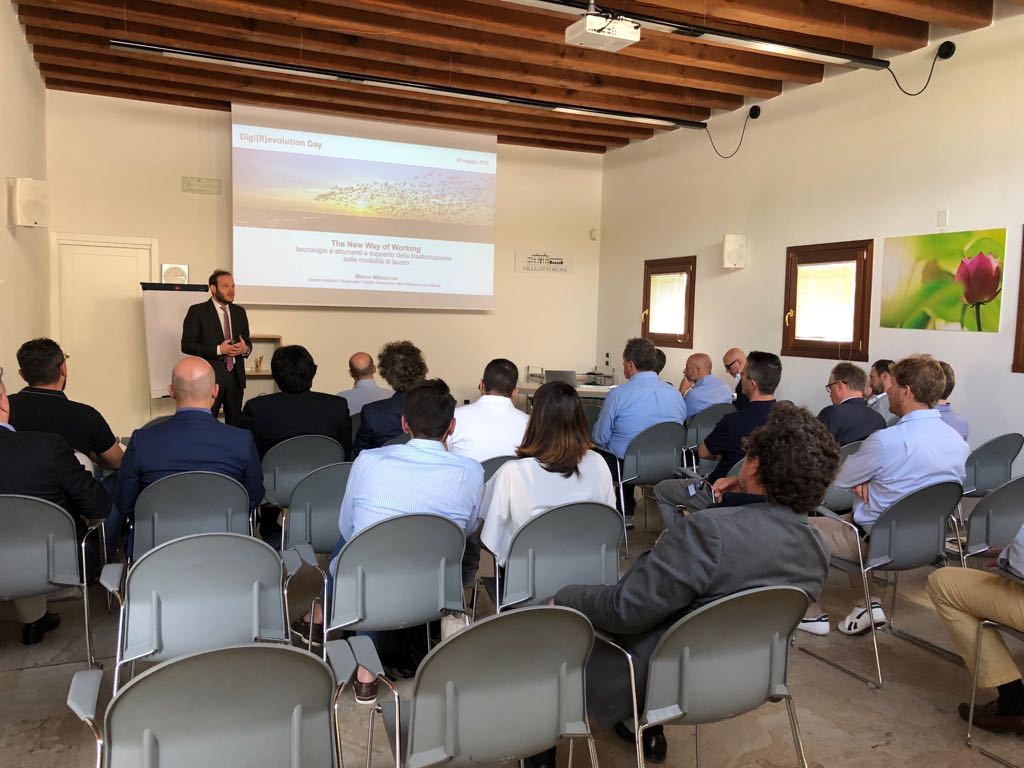 SystematikaITA's tweet photo. Non potevamo mancare alla tappa di Padova del #VMware #Digirevolution Partner Day. π@VMware_IT @LorisFrezzato https://t.co/3HH57Q4u8L