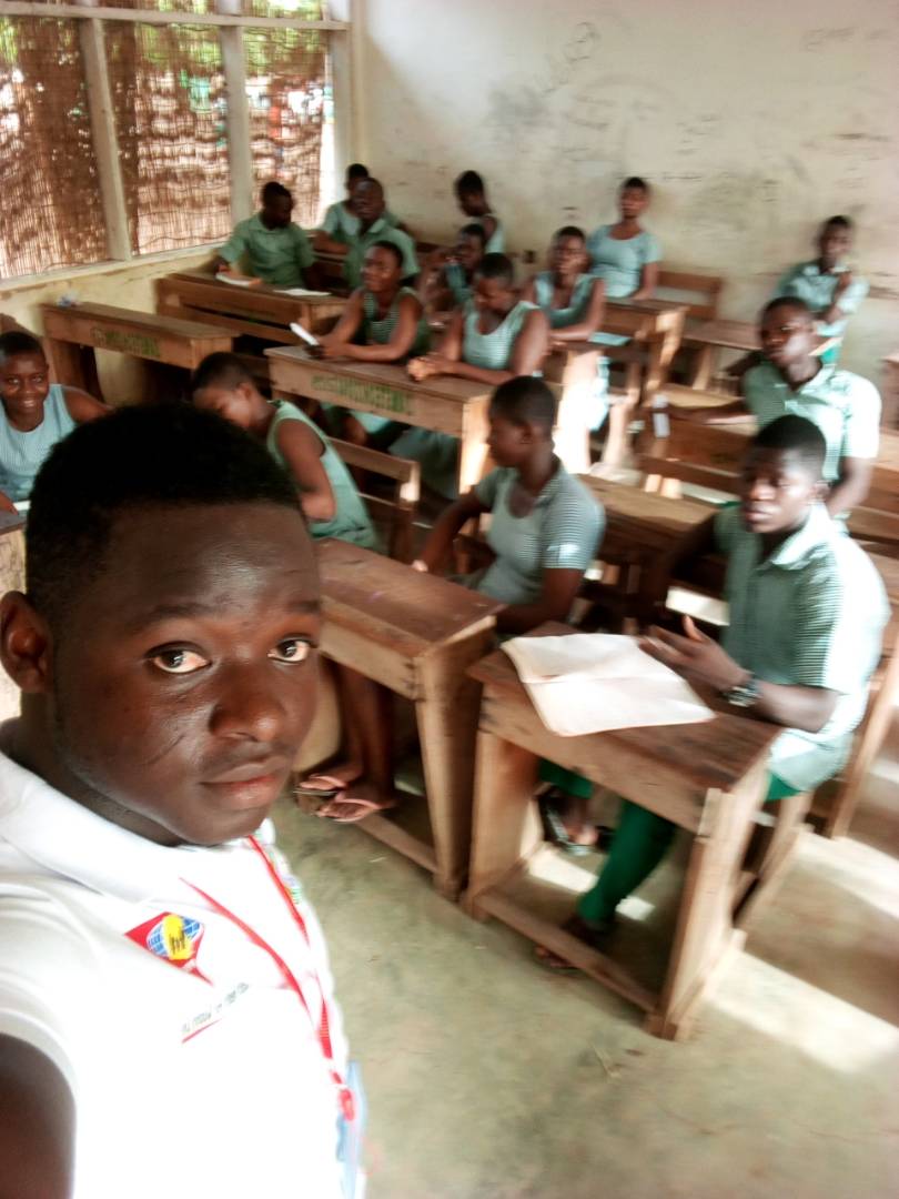 AnyokaMartin's tweet photo. #CSESessions in schools. PPAG Ghana "Sexual health for quality life" https://t.co/og5i9DwBJN