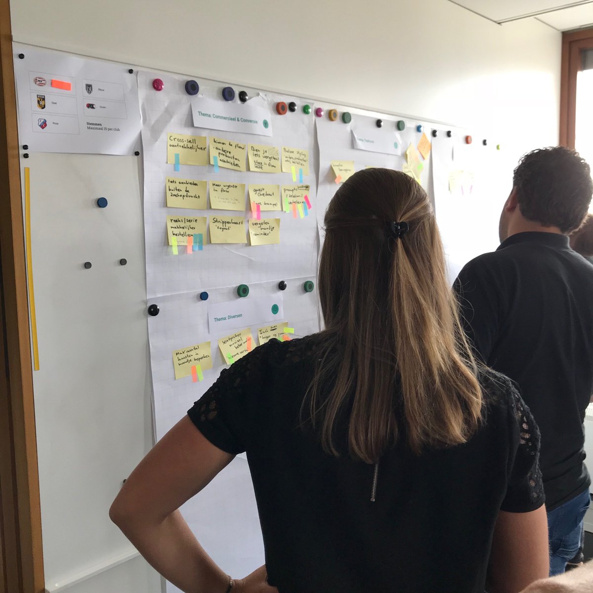zichtonline's tweet photo. Gistermiddag hebben we in onze studio voor een 5-tal #Eredivisie clubs een klant-sessie georganiseerd. Wij hebben in ieder geval genoeg input gekregen om onze @TicketTrigger software de komende maanden verder te ontwikkelen. Keep you posted! Zie ook: https://t.co/qF8KbQtKfs https://t.co/7PfUc2LMng