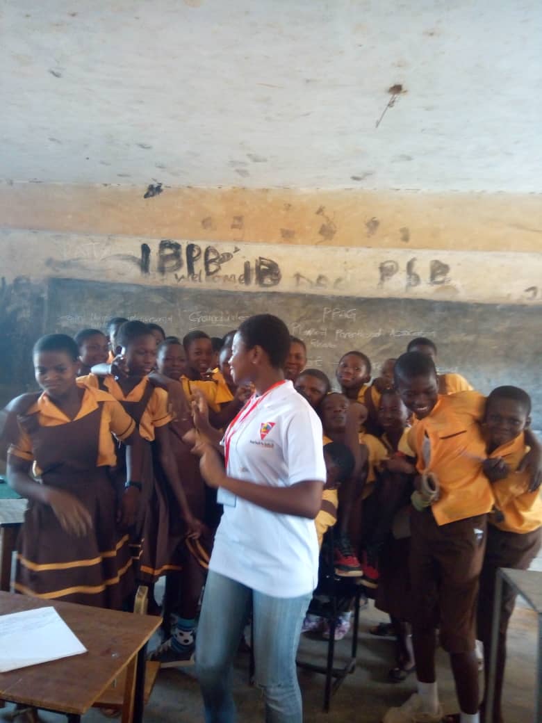 AnyokaMartin's tweet photo. #CSESessions in schools. PPAG Ghana "Sexual health for quality life" https://t.co/og5i9DwBJN