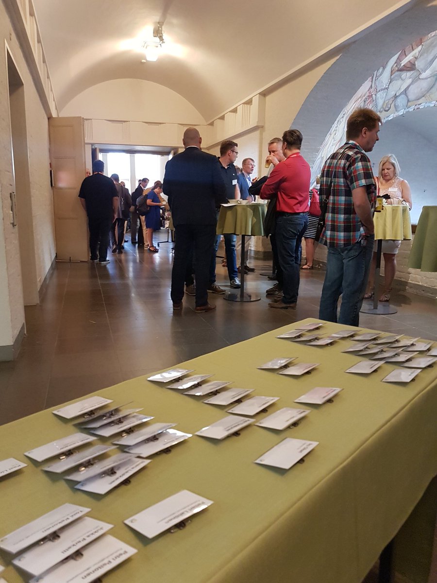 SannaG_UX's tweet photo. Granlundin #aamiaiseminaari tänään kansallismuseolla. Aiheena mm. Virtuaalinen kiinteistö! #granlundoy https://t.co/GDlqQNHdVk