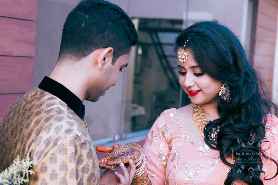 ShaadiElephant's tweet photo. #MuaParulKhattar is Here to Make your Tresses Look Effortlessly Romantic for your Wedding Functions!! Contact #ShaadiElephant for #BridalMakeup #WeddingPhotography #MehendiArtist #PreWeddingShoot #IndianWeddingDecoration #GroomWeddingClothes Visit https://t.co/nGbwmhfGXm https://t.co/Fx5gbSur0b