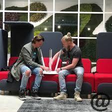 PLANATOFFICE's tweet photo. The LoOok Industries team working hard on a new showroom setting with Area and Daywalker.
https://t.co/lZI7sdalyO 
@LoOokIndustries #Area #Daywalker #NewSetting #AlwaysCreatingNewThings https://t.co/C5UZRsYCPf