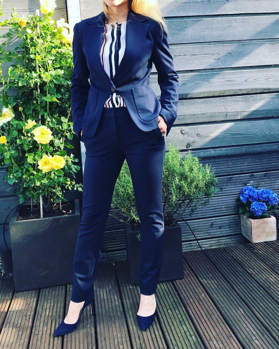 Styles4Work's tweet photo. No boring suit! Going for a client appointment in this blue pant suit with a special jacket in a cutaway style and a striped silk blouse. #_styles4work #styles4work #stylesforwork #clientappointment #fashionblogger #womenswear #womenstyle #dresscode #businesssemiformal https://t.co/3MiktlRcgx