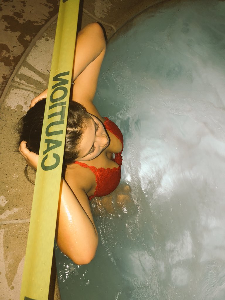 elisehackman tweet picture