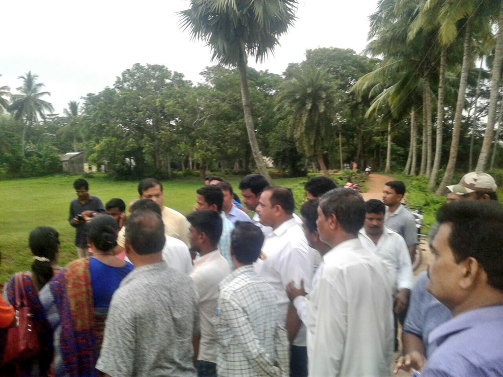 Nigrani (Morning Follow-Up) by collector @PuriDistrict, PD DRDA, Exe Engineer, DLC at various places of Delanga Block. Block has a plan to be #ODF under <a href="/swachhbharat/">Swachh Bharat Mission - Grameen</a>
Mission by 15 August. <a href="/PRDeptOdisha/">Panchayati Raj and Drinking Water Department</a> <a href="/paramiyer_/">Param Iyer</a> <a href="/homeodisha/">Home Department, Govt. of Odisha</a> <a href="/SRC_Odisha/">SRC, Govt of Odisha</a> <a href="/Vijaykulange/">Vijay IAS</a> <a href="/TeamSwachh/">Team Swachh Bharat</a>