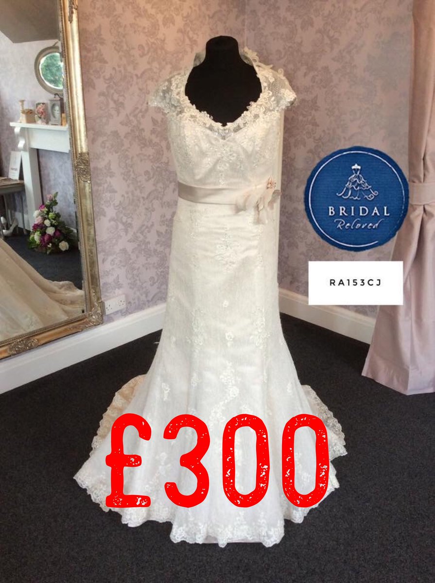BridalRelovedRa's tweet photo. ❤️ SALE ❤️

Amanda Wyatt 
Size 12
Was £1,400
Now £700

❤️ SALE PRICE £300 ❤️

#kentwedding #sale #weddingdress #medway #kent #bridalrelovedrainham https://t.co/IuYPGFb9Rc