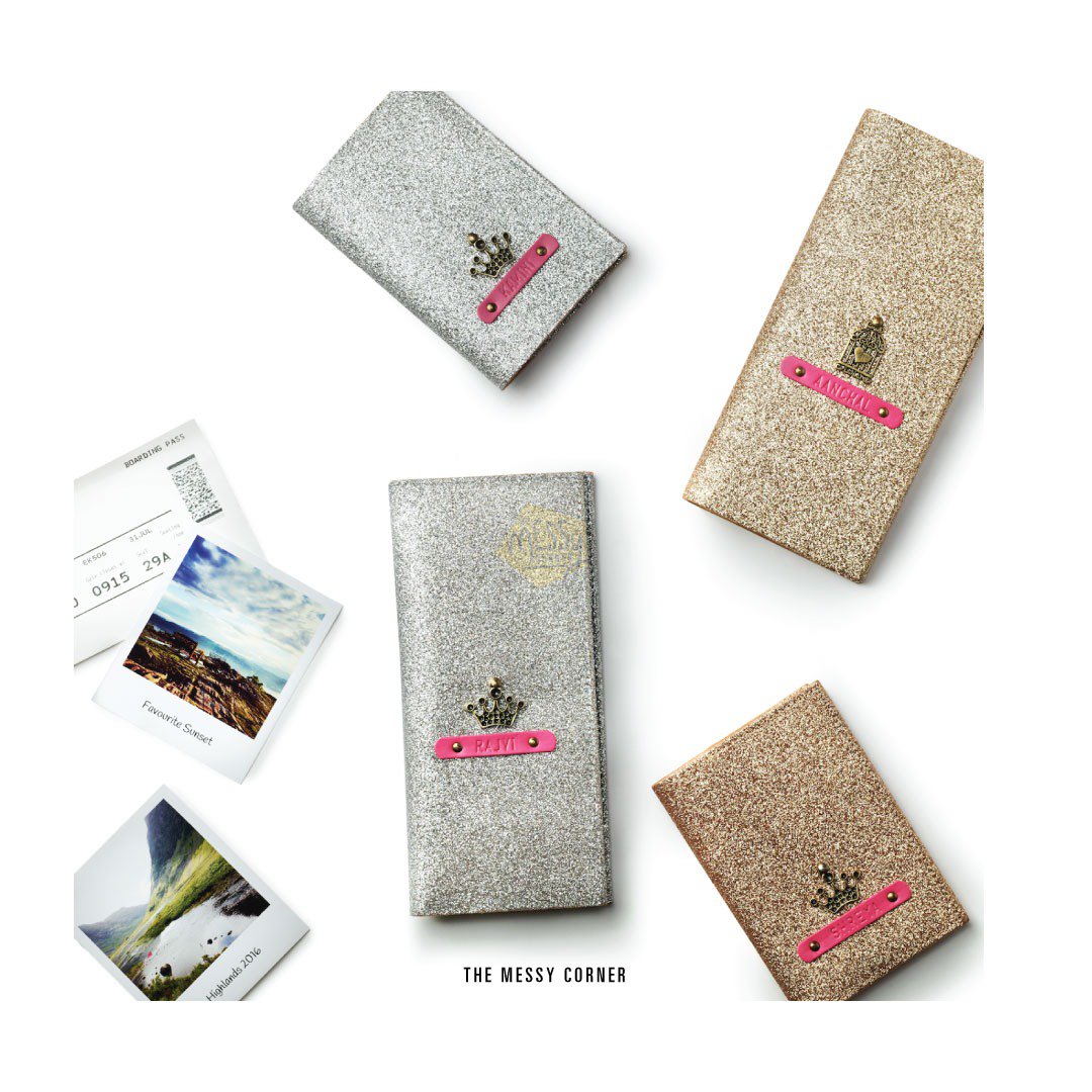 themessycornerr's tweet photo. When in doubt just add some Glitter! π«β¨π
Presenting our best seller - Glitter Travel Wallets & Passport Covers!
#glitterproducts #passportcovers #travelwallets #TheMessyCorner #TMCessentials #travelaccessories #personalisedproducts #giftideas #WednesdayWisdom #travelgoals https://t.co/aYkTDmP2ST