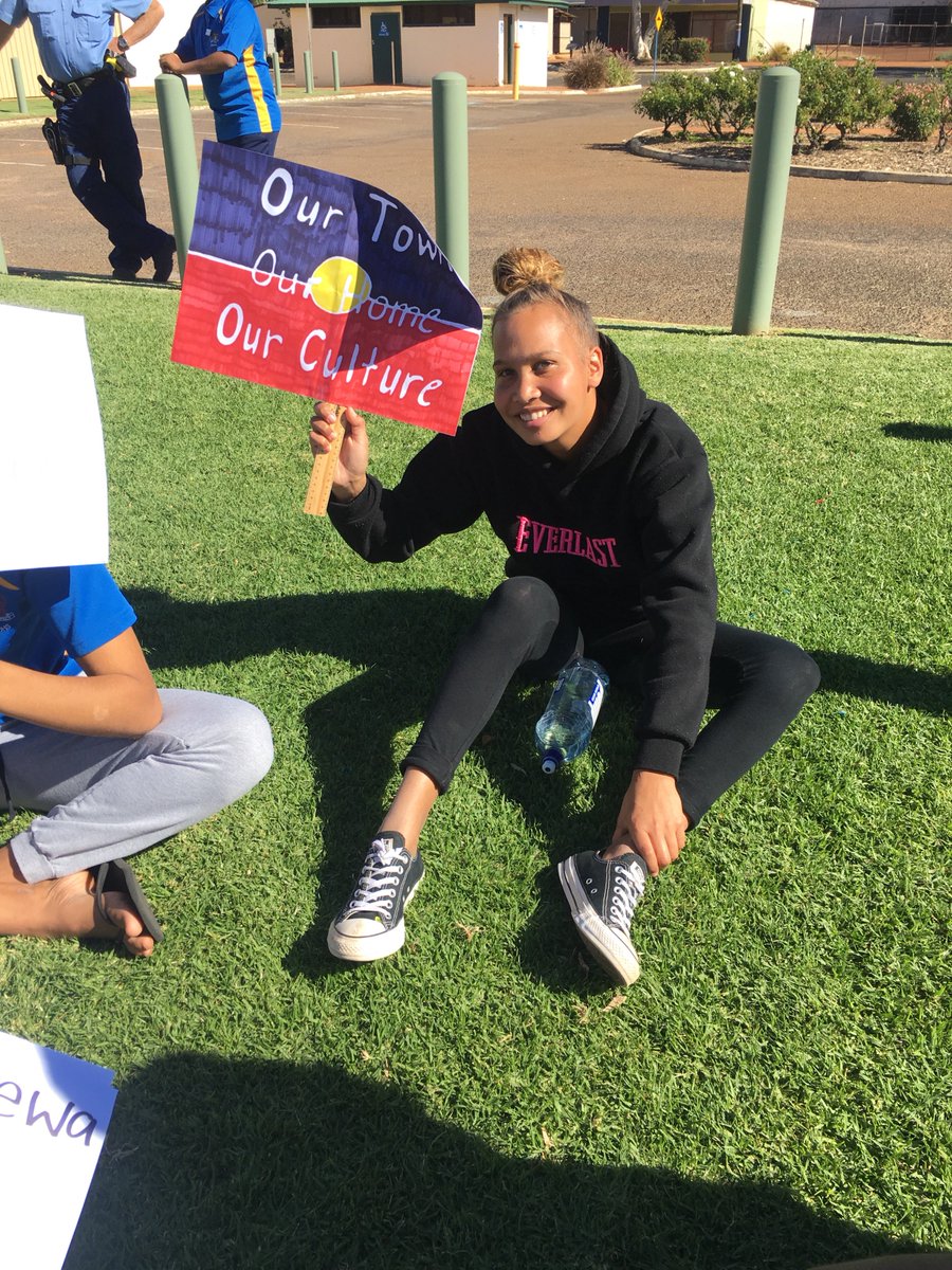 We love our school! We love Mullewa! Fantastic March to celebrate our community #mullewa #ReconciliationWeek2018