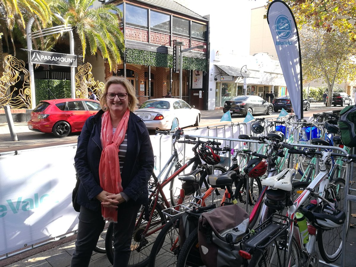 urbiaus's tweet photo. Why do you cycle? Our "Knowledgeable Biking Officer" Lisa wants to know! We'll find out today at @flytplan documentary premiere #whywecycle https://t.co/12R6uTnxUE