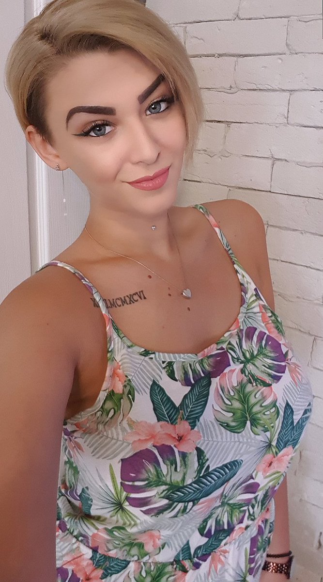 AshleyTop7's tweet photo. Tica Tac, Tic Tac, is the saund of my heart and all the time I spended with you guys.
Love you and see you in a few hours.

@LiveJasmin 
https://t.co/ofzHPTXItA
https://t.co/rMHGPR8iZL https://t.co/jHwlyDkhLA