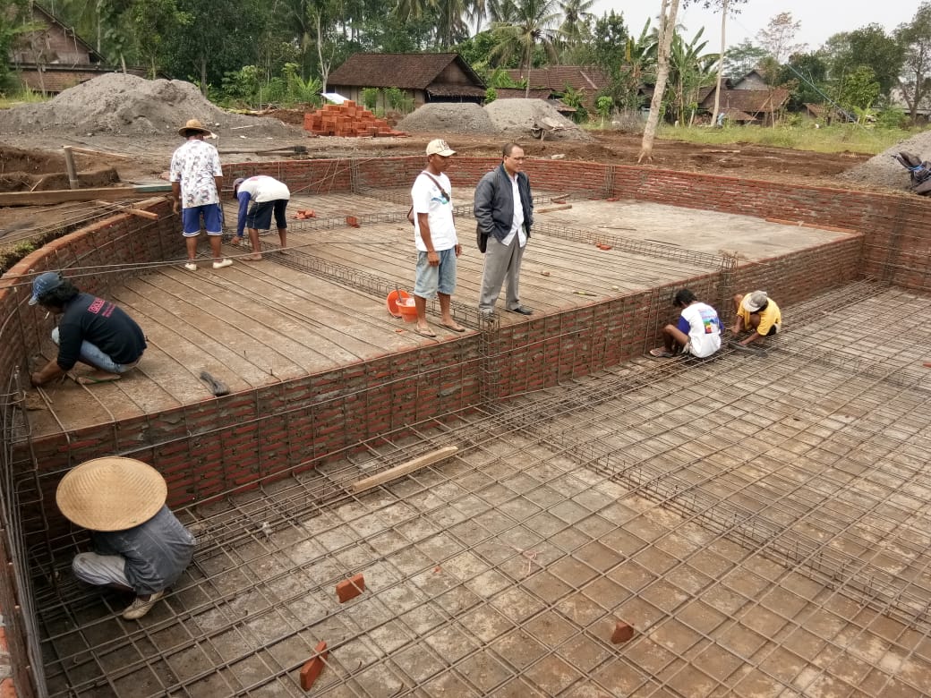 AthoWidodo's tweet photo. Monitoring kegiatan infrastruktur.... 
#JelajahDesa2018
#TPPIJawaTimur
#TPPIKabBlitar

@jokowi
@CakimiNOW
@ekosandjojo
@DewantoAndry
@AndryDewantoAh1
@BlitarP3md https://t.co/IwHWUnMf6X