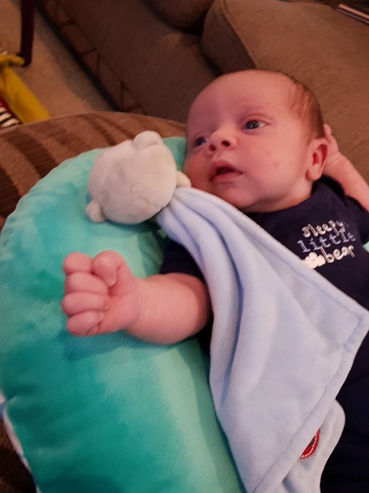 JimmyDuggan17's tweet image. @PoddlePodUK my little lad loves his dino poddle pod we got to sleep at last after 2 weekd. Definitely recommend this to anybody with clingy newborn. #poddlepod #newborn #baby #happy #sleep #godsend