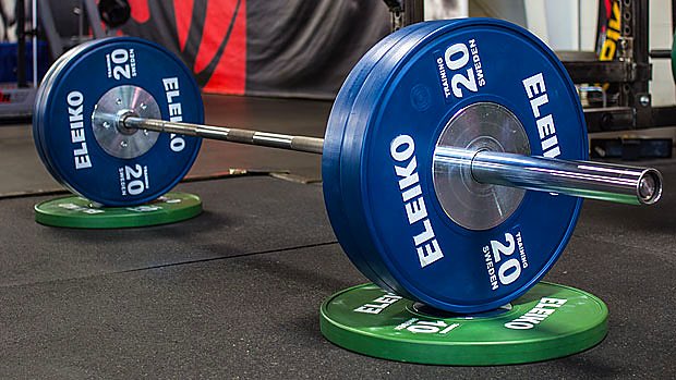 JonathonWeakle1's tweet photo. What bar should we use when aiming to develop explosive lower body characteristics? 🏋️♂️
“Jump training in rugby union players: barbell or hexagonal bar?”
Good to have it across the line with some great coauthors! https://t.co/2Gykk2r6iu