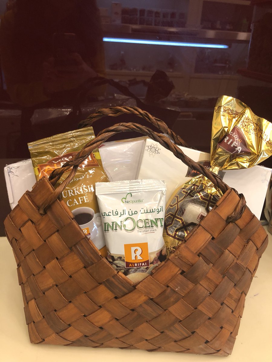 Alrifaioman's tweet photo. Choose the goodies you’d like to take to your friends on a Ramadan night and insert it in the basket that suits your taste. #RamadanMubarak #oman #gifts #muscat https://t.co/XIkZBlkCTD