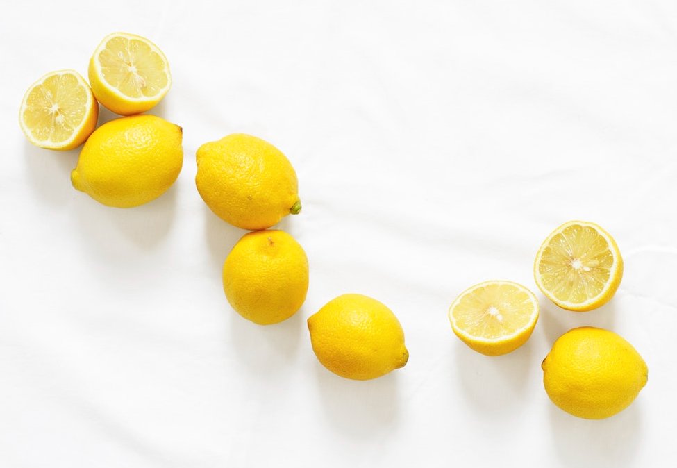Perfume_Society's tweet photo. Join us on 7th June for scented canapés and fragrant refreshments @RoullierWhite whilst we explore some of the freshest summery scents, Colognes. Follow the link for tickets 🍋 🍊 #event #londonevent #perfumeevent  https://t.co/UmxZGuVbuW https://t.co/x5UhsXtjZP