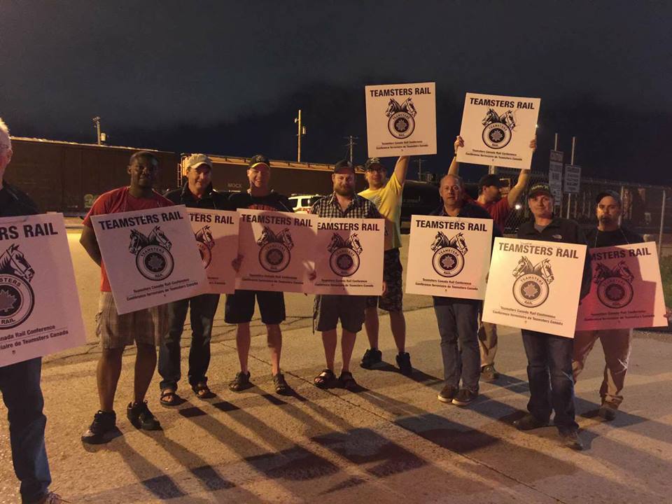 TCRCWest's tweet image. Negotiation Bulletin 14: We are quickly running out of time to reach any kind of agreement before our strike deadline of 2200 EDT tonight. Barring some unlikely event, we will be taking a legal strike at the deadline. tcrccalgary.ca/Negotiation_Bu…