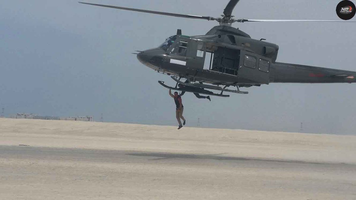 Tracking his capture... #IG <a href="/AllenIrwin/">allenirwin</a> #Toyota FJ Cruiser #Dishoom #AbuDhabi @HardDriveStunts #DrivingStunts <a href="/My_Octane/">MyOctane</a> #MyOctane #filmmaking #makingmovies #behindthescene #321action #storytelling #photography
