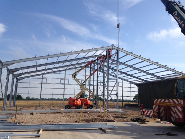 CropSystemsLtd's tweet photo. New 2880 tonne  bulk potato TaperStor under way in Lincolnshire 
#bulkstore #potato #potatoes #construction #airflow #smartstor https://t.co/Oybn5p7mMs