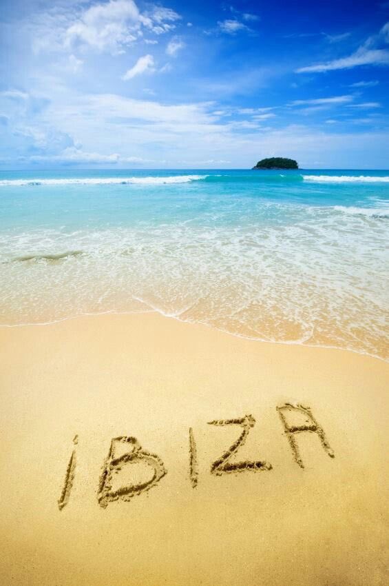 pastor_cherry's tweet photo. #oneweektoday #ibiza #turning40 #youareonly40once #celebrating #chapter2 ☀️🌴🍹😎👙🌊 https://t.co/8ublpTlbDB