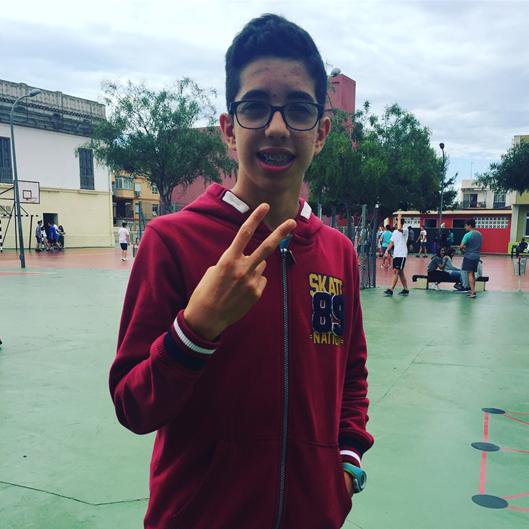 LiceoHispano's tweet photo. Tenemos el orgullo de anunciar que nuestro alumno Carles Ardid Herrero de 2º ESO se proclamó  campeón autonómico de la Olimpiada Matemática de SEMCV.
¡Enhorabuena campeón! #campeonautonomico #matematicas #olimpiadas https://t.co/JV27fEyZH7 https://t.co/4LNsFUSZ4Q