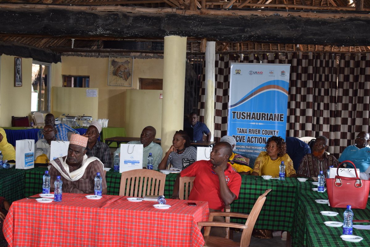 mossein1's tweet photo. Identification of key leaders & professionals left out in the technical team ongoing. @Josethoughtist @kibwana15
@dez_mode @rama_mwalimu @ahaloharriet @mmwende90301 @ZuberBakar1 @asline_mbogo @syokaumuthama
@Hivvo2 @shame_bakari @USEmbassyKenya #workshopday3-TRCAP/PCVE #TanaPCVE https://t.co/I9lmZRfnMm