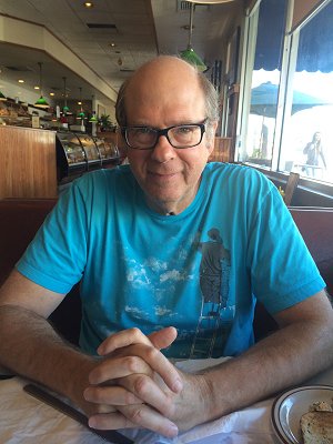 Today\s is Stephen Tobolowsky, btd 1951.
Happy Birthday, Stephen 
