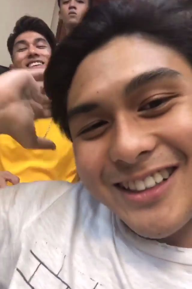Pauloblvrsblcn's tweet photo. Mater's Ig stories @angeles_paulo https://t.co/ybH1ZhyRGZ