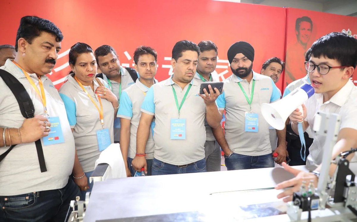 JackSewing's tweet photo. #India #Jack #sewing Nearly 100 Jack India Sub-dealers visited Jack sewing machine co., ltd. 
they all feel pride to sell Jack sewing machine 
@JackSewing https://t.co/FYdbE4yqsK
