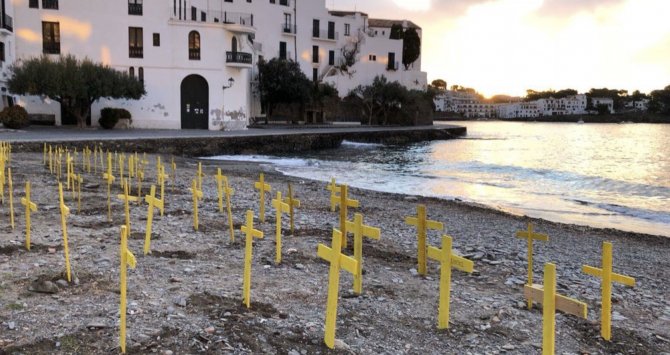 ErnestoMila's tweet photo. #quejar #tabarnia 365 QUEJÍOS (31) - ¡DEJAD QUE LOS ENFERMOS PONGAN SUS CRUCES AMARILLAS!
Leer post en:
https://t.co/a5dnv72xCO https://t.co/Iw4xqbhr2W