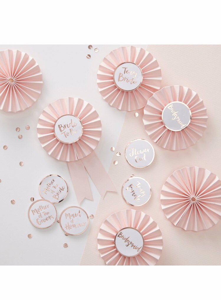 CakeandCoParty's tweet photo. Have you just got engaged? 💍
Or have you been asked to be Maid of Honour? 👗

Get planning the best &amp; most stylish hen party here: ✨

https://t.co/Ze69GL25Tf 💫

#cakeandcoparty #henparty #teambride #rosegold #engaged #maidofhonour #henpartyplanning #henpartydecor #married https://t.co/WaTJvoexih
