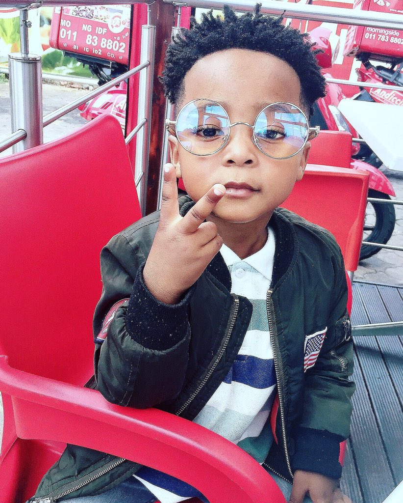 mamnyanduomuhle's tweet photo. Bona Today #littleValdo 💃💃💃 uzobe ese mdubane 💖💖😍
#Durban #KZNTraffic #babyboy #baby #babies #NotAllOfUsActually
WELCOME VALDO 💖💖💖😍😍😊 https://t.co/VDIG1DHqZE
