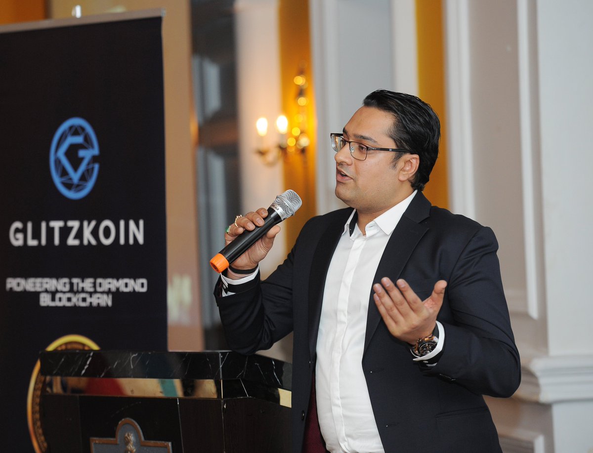 GlitzkoinToken's tweet photo. Highlights from BlockChat's Blockchain Dinner for Investors in Kuala Lampur.
#Glitzkoin #DiamondBlockchain #Blockchat #CryptoCurrency https://t.co/XtK4eAeR1N