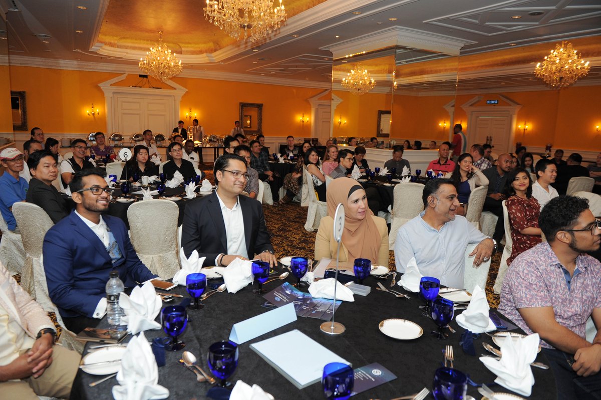 GlitzkoinToken's tweet photo. Highlights from BlockChat's Blockchain Dinner for Investors in Kuala Lampur.
#Glitzkoin #DiamondBlockchain #Blockchat #CryptoCurrency https://t.co/XtK4eAeR1N