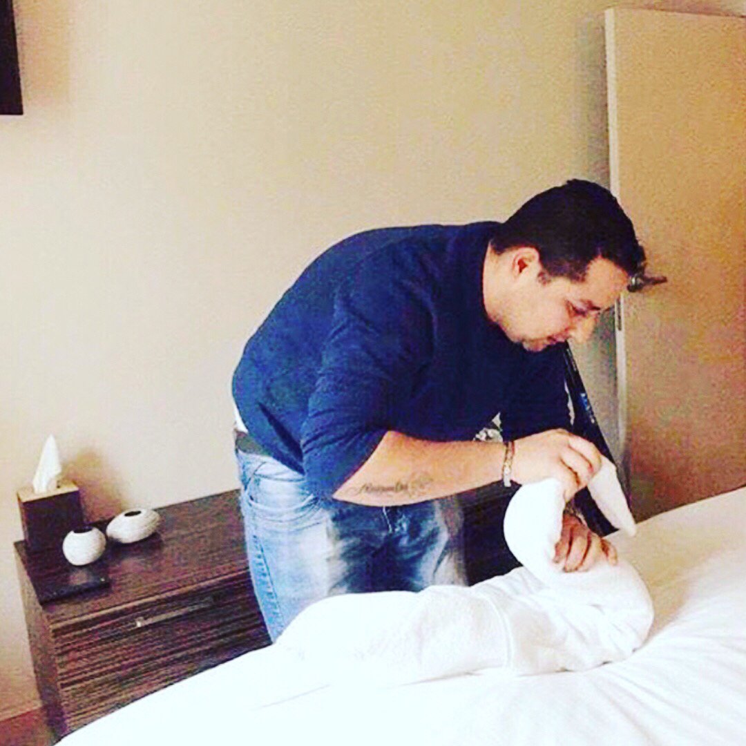 heirloom_ddl's tweet photo. Our Legends goal is to provide possible perfection to serve our guests with the best vacation home in Ghent @houseofedward_ @houseoftrade_. Our team encourage one another and build each other up.

☎️ +32 477 78 64 60
📧 stay@heirloom.be
🌐 https://t.co/ve2rBfLgMx https://t.co/zp73b9cP25