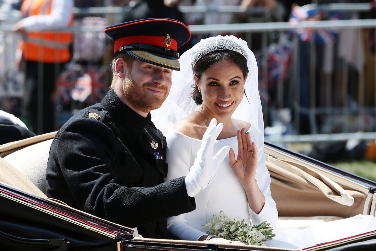 Daily Express On Twitter Meghan Markle And Prince Harry Return 7m In Publicity Stunt Royal Wedding Gifts Https T Co 6fbncad6js