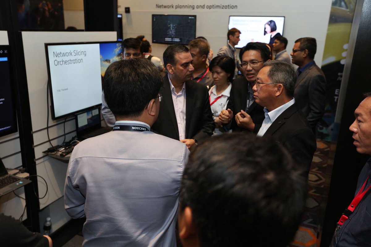 EricssonAPAC's tweet photo. Adisak Prasongsup, Group COO of #True Corporation visits the #Ericsson #DoZone &amp; experiences the futuristic technology showcase on display at the #DoZoneLive in #Thailand . Catch the highlights here ! https://t.co/zTdbQvRXxF