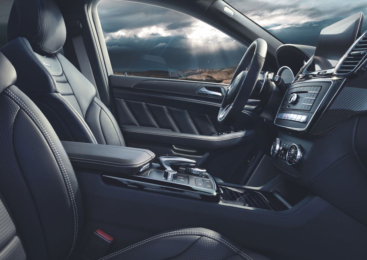 mengerlerist's tweet photo. Standart donanımdan AMG modeline kadar: GLE Coupé ilk metrelerden itibaren gerçek bir spor coupé sürüyor hissi verir.
#mercedesbenz #gle #coupe #dynamicselect #activecurvesystem #suv #viraj #duygusalzeka #star #premium #luxury #amg #exclusive #thebestornothing https://t.co/6g9bCl0KVt