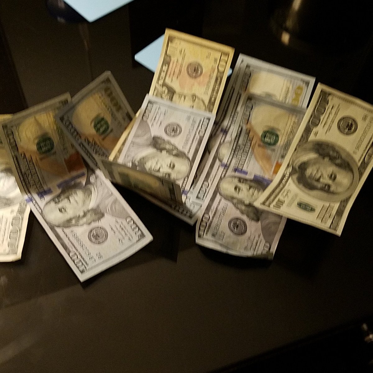 brodge1000's tweet image. So 1st I had a Chick that I thought we were friends for life...She had 2 Other Niggas Ain't she's mad that I got a New Bitch!!! Smh WTF #CREAM #StepYoGameUp