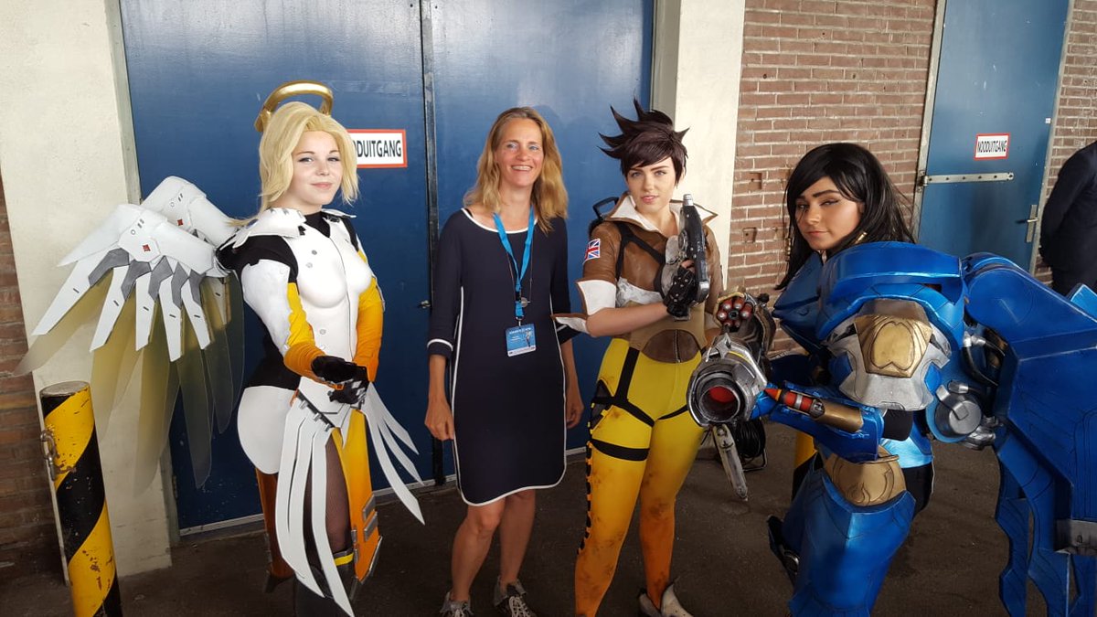 Ik laat me graag verrassen op de #EsportsX 2018. Leuk om de ontwikkelingen voor @KCsportnl te volgen, dank <a href="/TechonomyNL/">Techonomy</a>