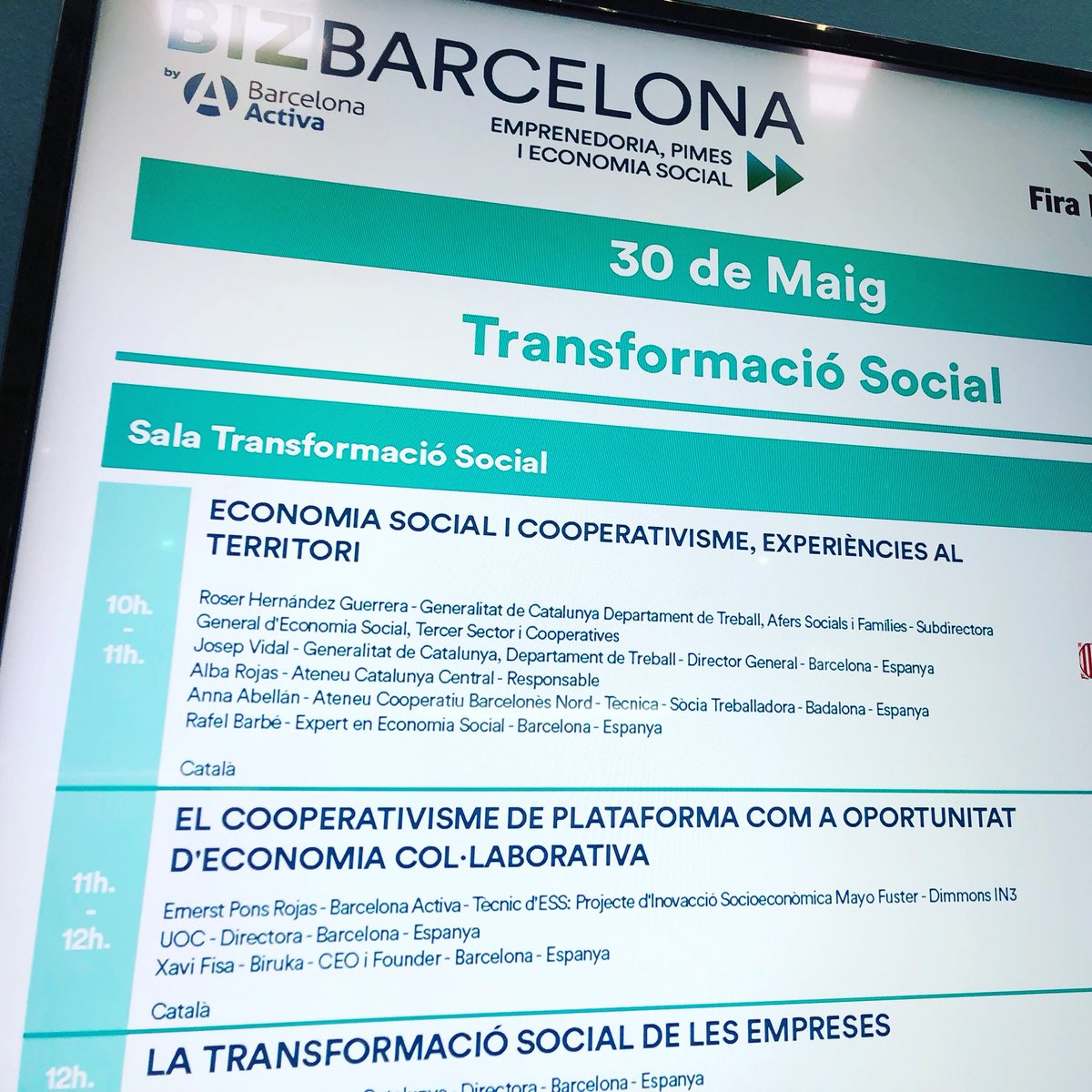 BirukaExp's tweet photo. Tot a punt per a que el nostre company @xfisa expliqui el cas de @BirukaExp en el marc del cooperativisme de plataforma! 🤟🏽😎 https://t.co/YacGedoV5U