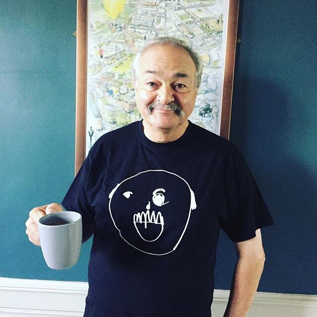 totoandfifi's tweet photo. What a likeness! I LOVE getting sent pictures of my customers 🖤. If you didn’t know already I also make grown up versions of my kids clothing. Shop: https://t.co/cSFriZnN2L #totoandfifi #designedbykids https://t.co/NiJdLnXozq