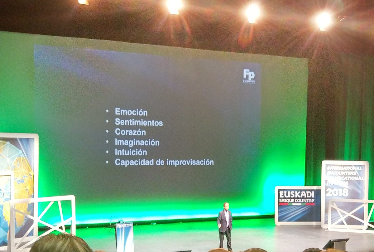 dirazola's tweet photo. #personas4.0 en #bind4.0 y como inocular los #valores4.0 en el alumnado fe @FPeuskadi https://t.co/l79lKFUvec