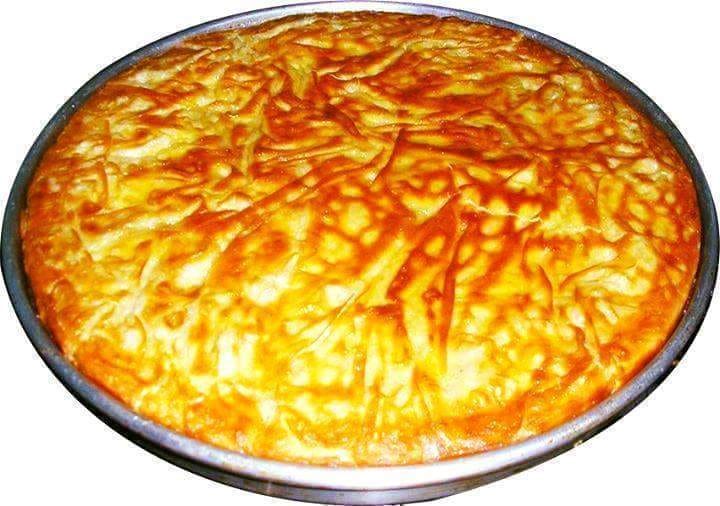 Melike_Askk's tweet photo. A.S vrijdag 1 juni 
Weer een bestelling  
Onderste gerechten worden dan gemaakt,

Heerlijke Pogaca en platte broodjes

Gözleme, feta kaas met spinazie vulling 
 Pogaca, oosters gekruide aardappel  vulling
Pogaca, feta kaas met peterselie vulling 
Pogaca, met gehakt vulling https://t.co/cbWNbdpuaI