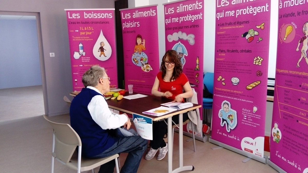 MarylineMELO's tweet photo. En direct du parcours "Votre santé sur mesure" proposé par la #TeamMut en collaboration avec la commune #Meroux. L'occasion pour les seniors de la commune de faire le point sur leurs facteurs de risques de maladie cardio-vasculaires.- @Departement_90 @CNSA_actu @fedecardio https://t.co/AqysvFVsov