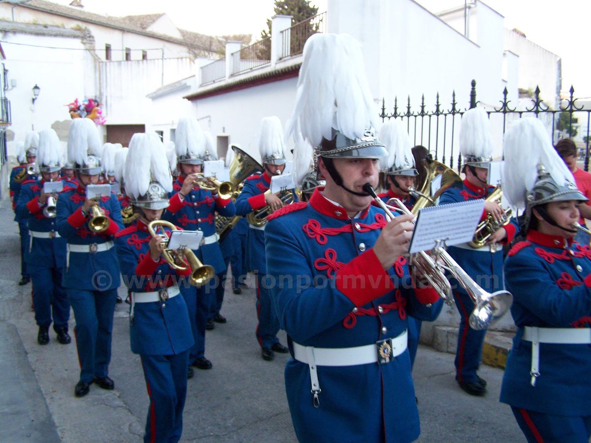 pasionpormvnda's tweet photo. Coronación de Campillos incluye en su repertorio dos marchas de Presentación al Pueblo de Dos Hermanas y de Rosario de Cádiz https://t.co/KI451l329p @CoronacionCamp https://t.co/nh1BbNmhGu https://t.co/Usgu0gBk4M