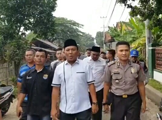 Viking_BMTC's tweet photo. "Satu komando demi tegak HUKUM di negeri ini"
Untuk semua viking se-karawang khusus nya "cikampek" percayakan semua ke hukum dan jangan ada tindakan balas dendam maupun yang lain nya
Terimakasih untuk semua khususnya pa wabup kita @KangJimmyCSR 
#BobotohBerduka https://t.co/OArhL0vsUH