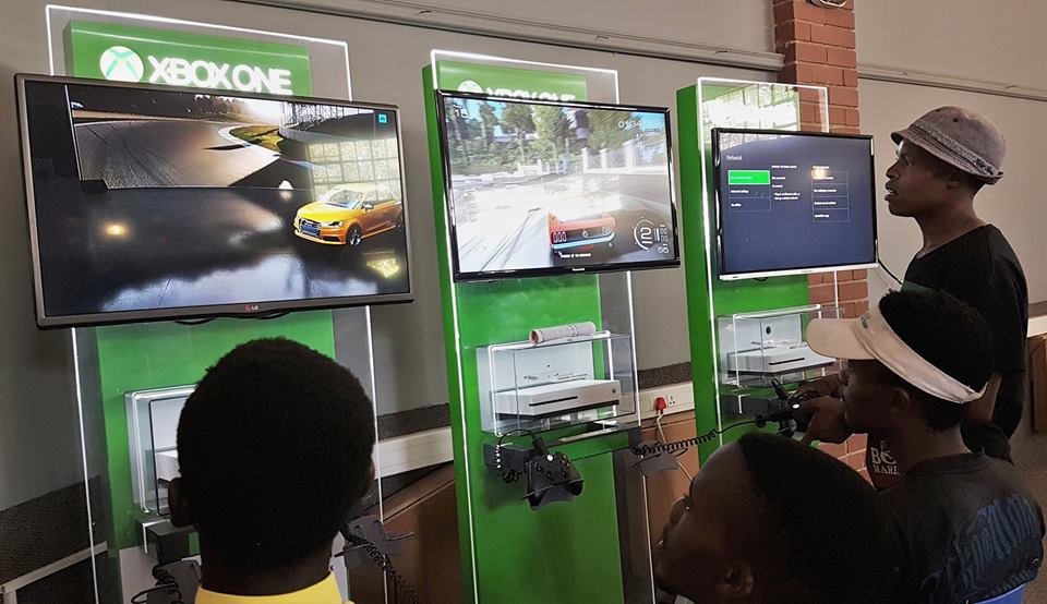 TechfestExpo's tweet photo. Throw Back
#Gaming #SAesports #Township #Techfest2017 https://t.co/rtup9IYIfq