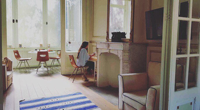 houseoftrade_'s tweet photo. The King Suite of @houseoftrade_ offers a comfy and relaxing atmosphere, perfect for a stay in the most beautiful city of Belgium 🇧🇪 with a starting rate of €105 if you book direct with us and get the lowest rate.
 
📧 stay@heirloom.be
🌐 https://t.co/wdDLjpDrbs

#VisitGhent https://t.co/1uHF4Q0XS0