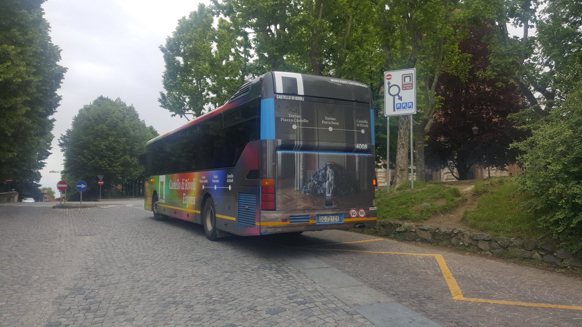 rivolicast's tweet photo. Stai programmando la tua visita al #Museo per il fine settimana? #Ricordati che dal 2 giugno c'è l'orario estivo del #RivoliExpress https://t.co/xrRBAmBMQt @GTT_Torino @turismotorino @Abb_Musei https://t.co/ND2IdZYjwW